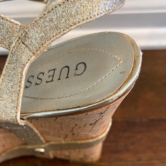 Guess Metallic Gold Wedge Sandals Women’s Size 6.5 - Picture 2 of 10
